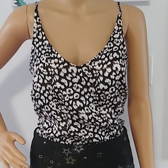 Banana Republic Tops - Banana republic adjustable strapes cami xs